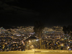 Noční pohled na La Paz (3640 m.n.m.)