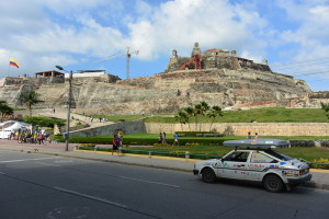 Cartagena, bývalá největší španělská pevnost v Americe. Prý stála tolik, že když se to král ve Španělsku dozvěděl, pohleděl prý z okna směrem k moři a řekl, že za ty peníze by jí měl vidět i odsud...